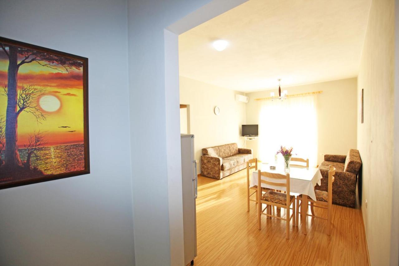 Teo Apartment