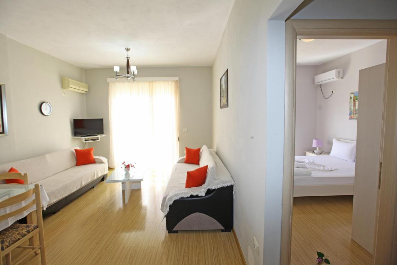 Teo Apartment *